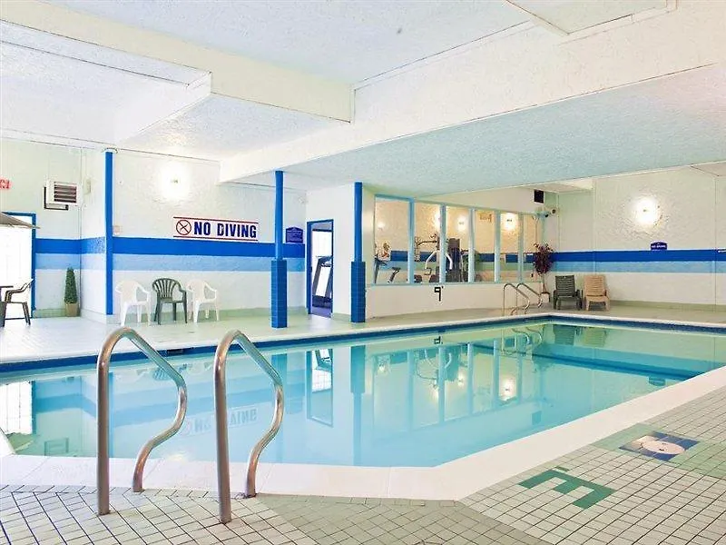 ***  Howard Johnson Hotel By Wyndham Victoria Canada