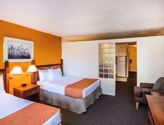 Howard Johnson Hotel By Wyndham Victoria