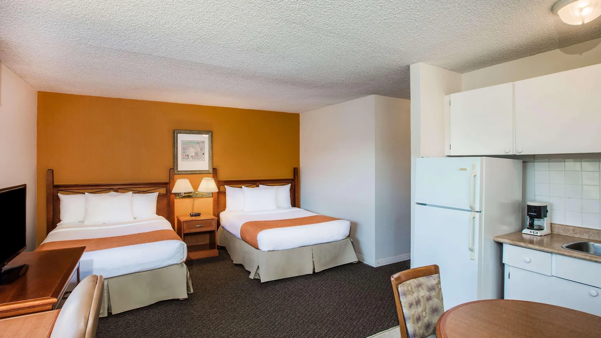 Howard Johnson Hotel By Wyndham Victoria