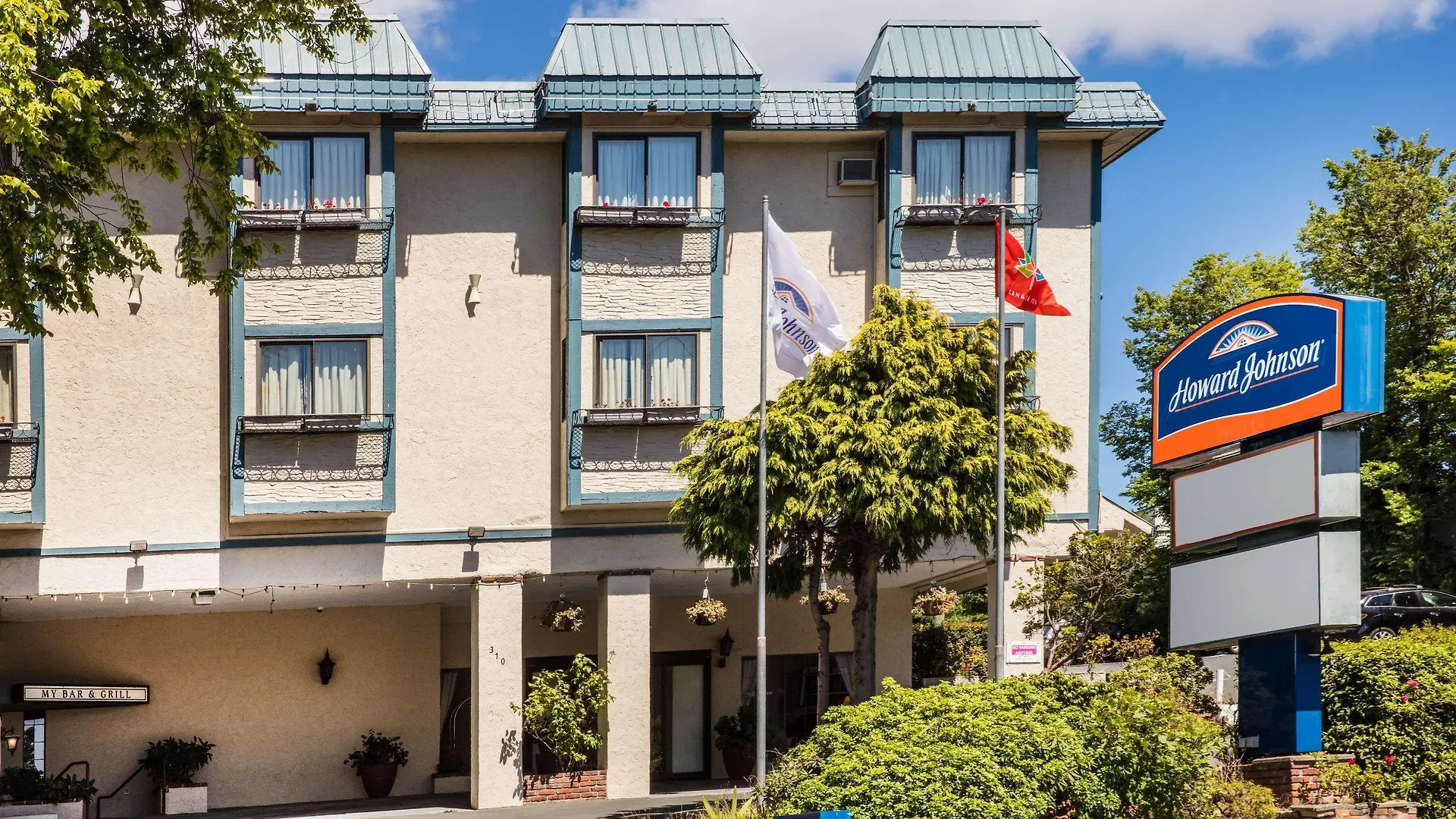 Howard Johnson Hotel By Wyndham Victoria
