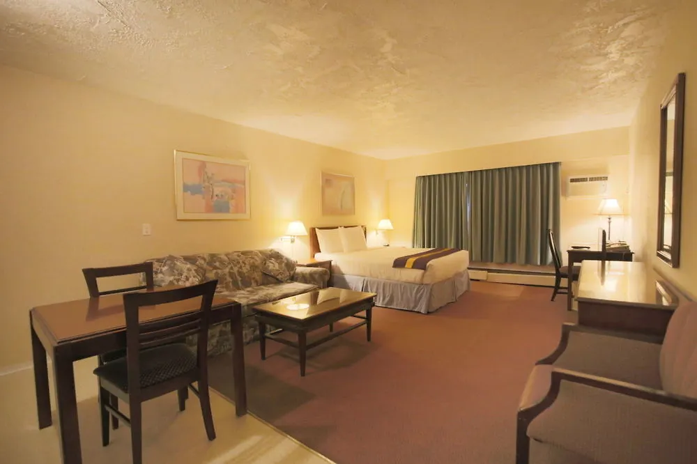 Howard Johnson Hotel By Wyndham Victoria