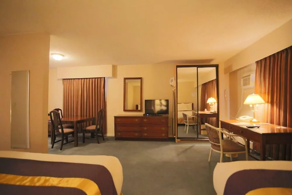 Howard Johnson Hotel By Wyndham Victoria